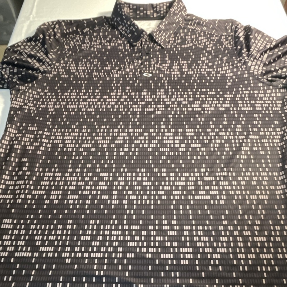 Oakley Men's Polo Shirt XL Black Gray White Geometric SS Collared Button Logo